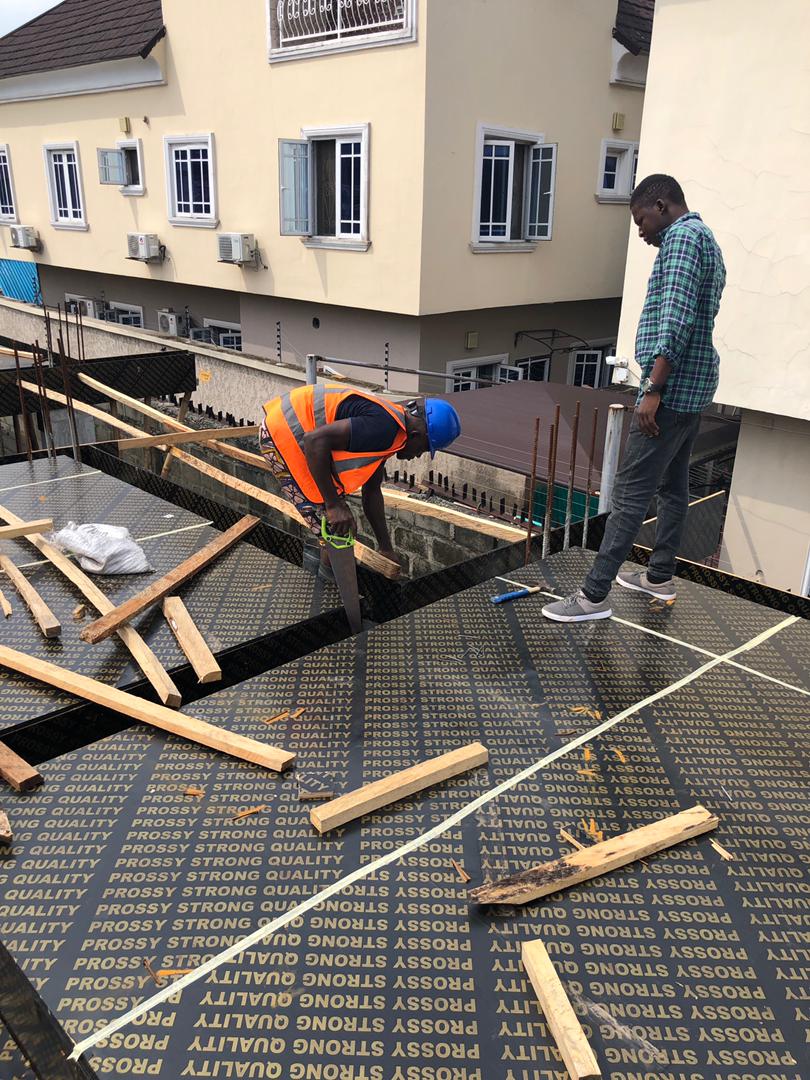 We Build Houses 